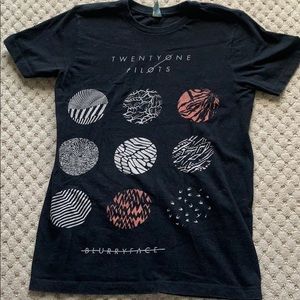 twenty-one pilots blurryface tee
